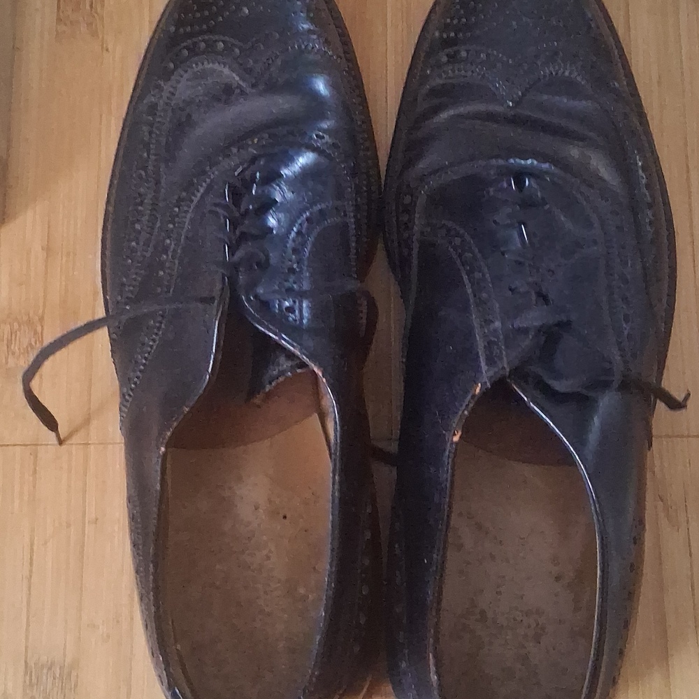 Hickey Freeman Size 11 D Black Wing Tip Shoes
